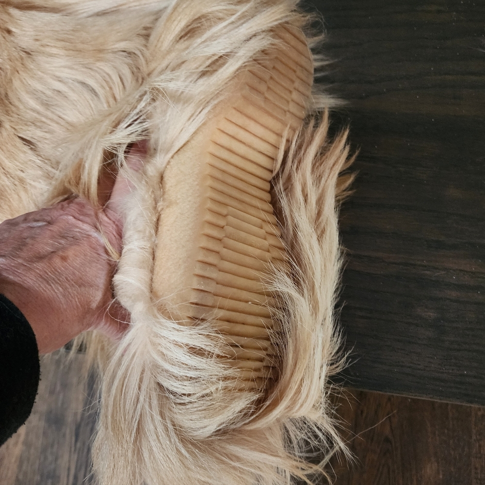 Open Country Goat Fur Boots made In Italy. Woman’s Size 7. Never been worn out. - Picture 4 of 5